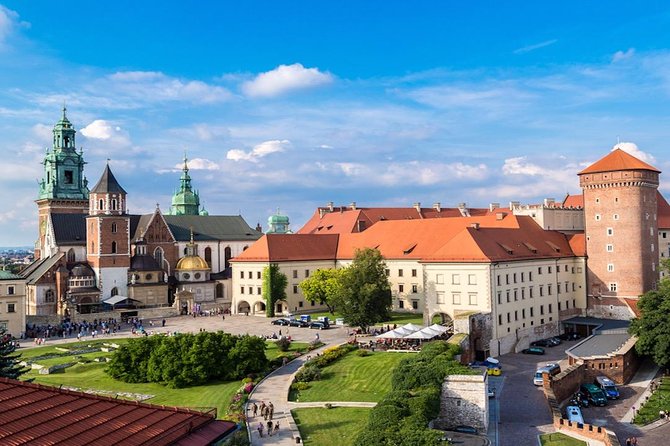 Wawel Castle above the Vistula in Krakow
