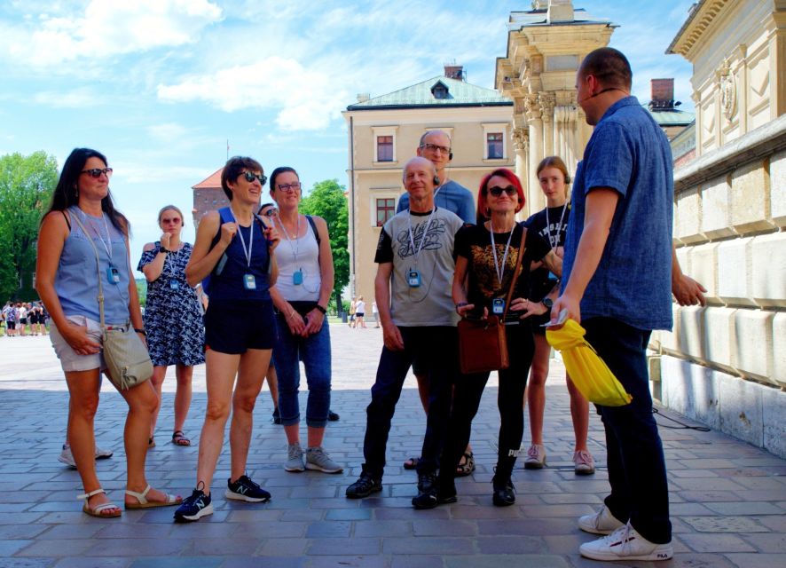 Krakow: Wawel Castle Guided Tour with Entry Tickets - What the skip-the-line ticket is worth