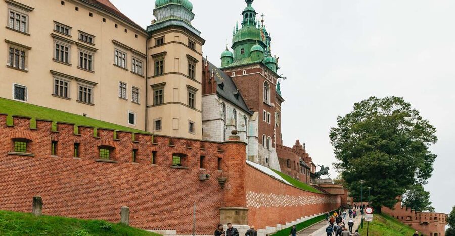 Krakow: Wawel Royal Hill with Optional Castle and Cathedral - Wawel Cathedral and the limits of the basic ticket