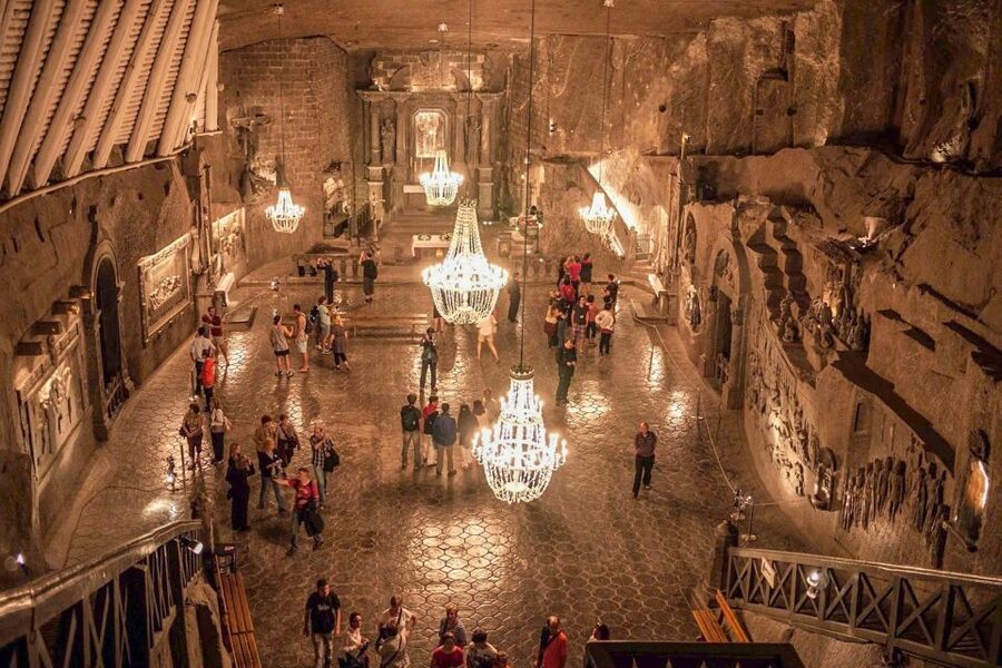 Krakow: Wieliczka Salt Mine Guided Tour - St. Kinga’s Chapel is the unforgettable stop