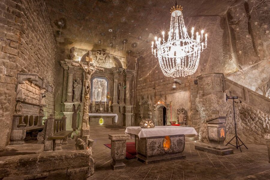 Kraków: Wieliczka Salt Mine Guided Tour with Hotel Pickup - Small details that make the day easier