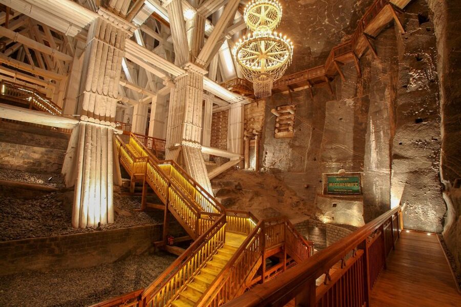 Kraków: Wieliczka Salt Mine Guided Tour with Hotel Pickup - From Kraków hotel to Wieliczka in about 45 minutes