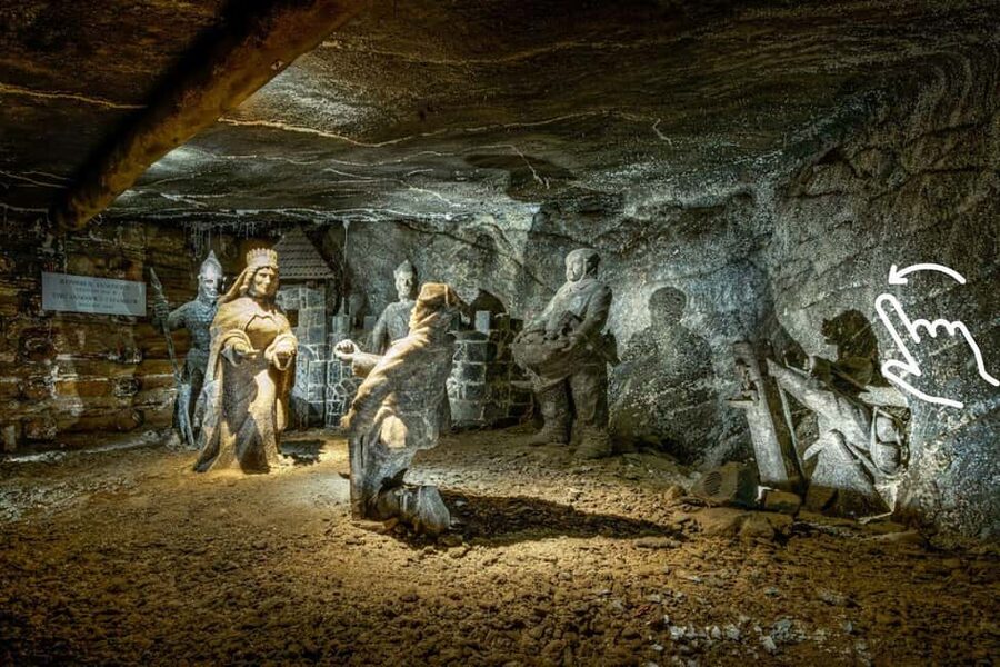 Krakow: Wieliczka Salt Mine Guided Tour with Hotel Transfer - The 45-minute ride from Krakow