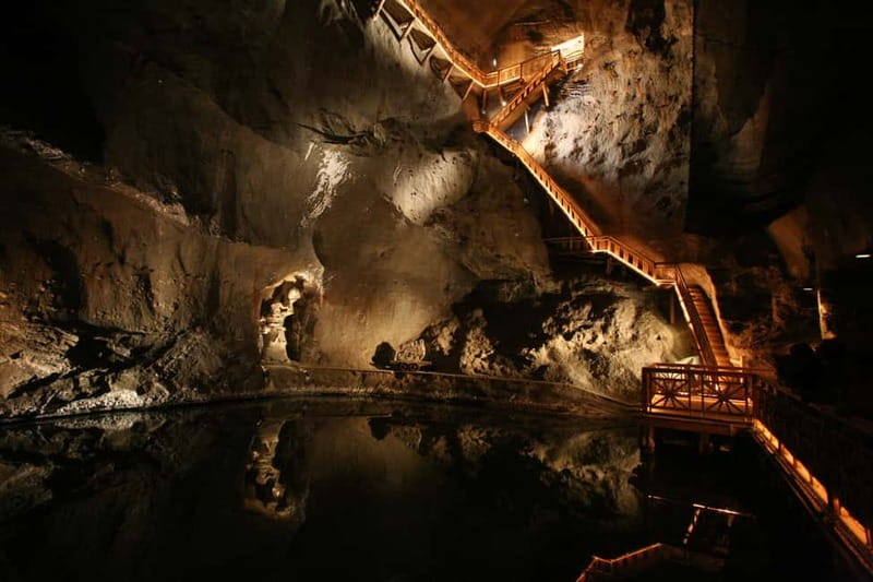 Kraków: Wieliczka Salt Mine Guided Tour with Transfer - Key points to know before you book