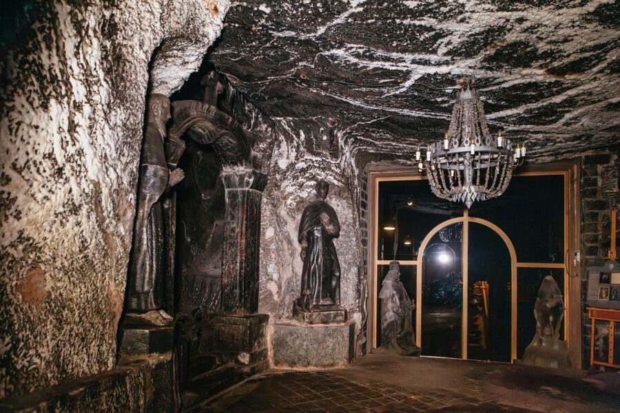Krakow: Wieliczka Salt Mine Guided Tour with Transport - Key points to know before you go