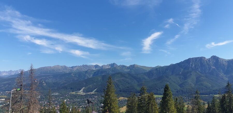 Krakow: Zakopane, Gubałówka & Thermal Baths – Full-Day Tour - Oscypek, smoke, and Highlander spirits
