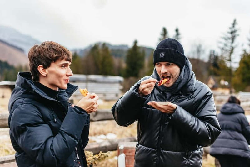 Krakow: Zakopane & Hot Springs Tour with Cable Car & Pickup - Chocholowskie Thermal Baths: the day’s relaxing finish