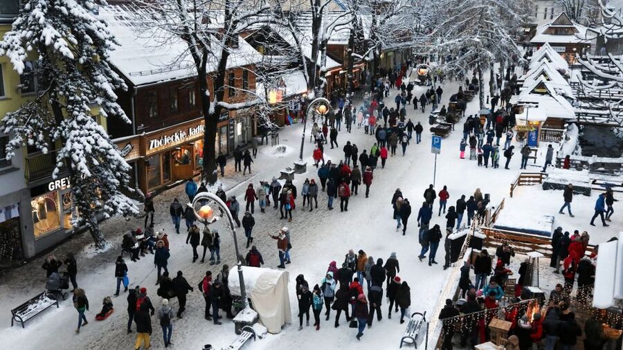 Krakow: Zakopane Tatra Mountains, Cable Car, Local Tasting - Highlander culture beyond the photographs