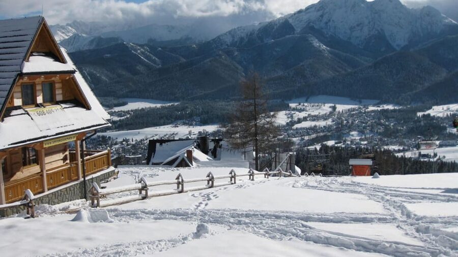 KRAKOW ZAKOPANE TOUR CABLE CAR THERMAL BATHS & HOTEL PICKUP - Riding the Gubałówka funicular