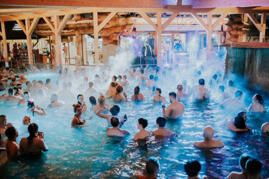 Kraków: Zakopane Tour, Thermal Pools & Hotel Pickup Options - Walking through Zakopane and Krupówki Street