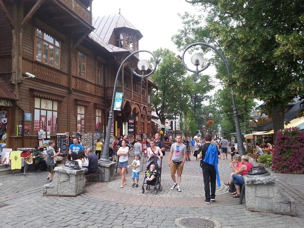 Krakow: Zakopane Tour with Optional Hot Bath Pools - Leaving Krakow by minivan