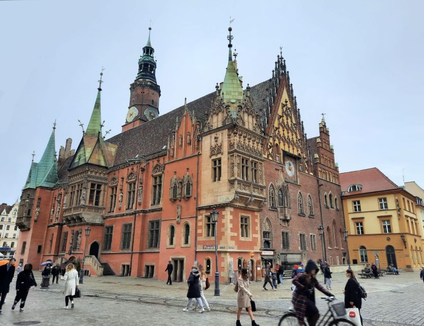 Legends of Old Town 1 Hour Walking Tour in Wroclaw (English) - Who will enjoy this walk most