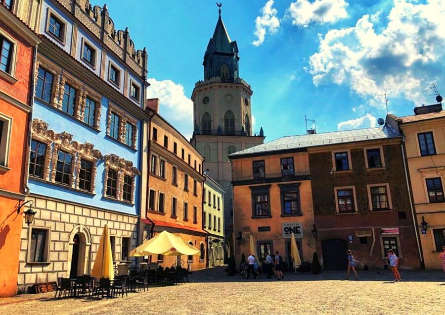 Lublin & Majdanek Small-Group Tour from Warsaw with Lunch - Lublin Old Town and a city between cultures
