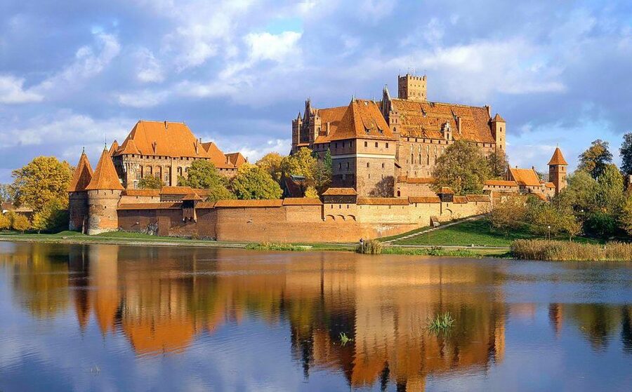 Malbork Castle Half Day Private Tour - How the $547 price works for two people