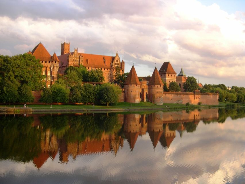 Malbork Castle Tour: 6-Hour Private Tour - Why Malbork Castle deserves the whole afternoon