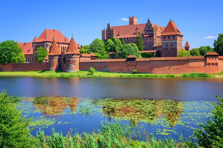 Malbork Castle Tour: 6-Hour Private Tour - The Grand Masters Palace and Great Refectory