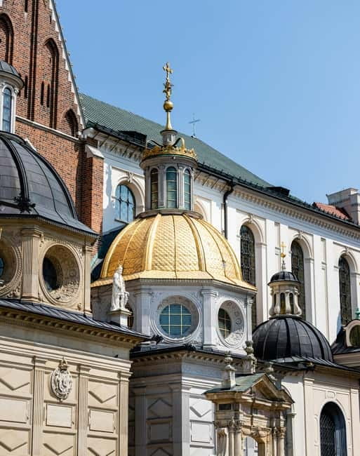 Mysterious Wawel Cathedral and Wawel Courtyard Guided Tour - Why the Cathedral Comes First