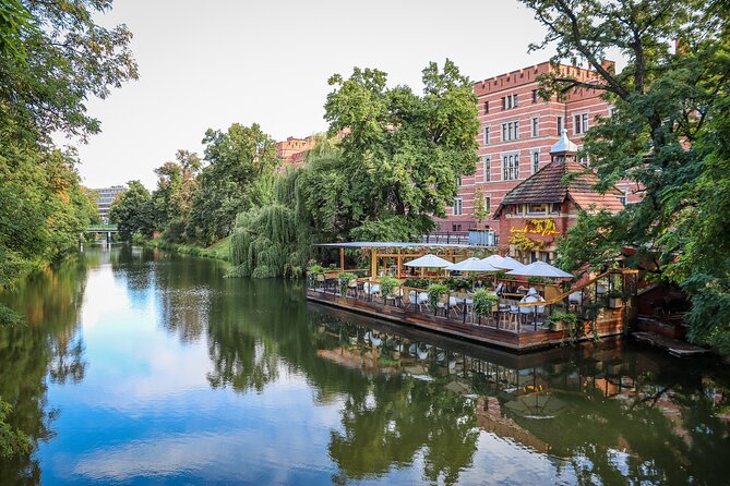 Old Town Wrocław Walking Tour - Price, timing, and practical value