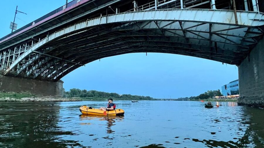 Packrafting kayaking guided tour Vistula river Warsaw Poland - Who will enjoy it most
