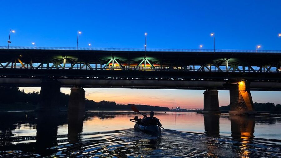 Packrafting kayaking guided tour Vistula river Warsaw Poland - Bridges, boulevards, and Stadion Narodowy