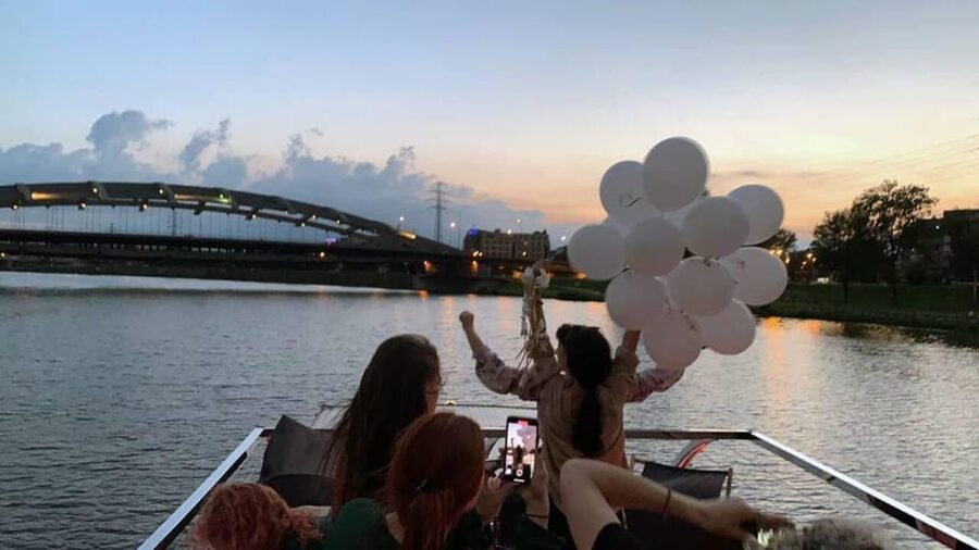 Picturesque Cruise on the Vistula in the Heart of Krakow - Distant views toward Bielany and Kościuszko Mound