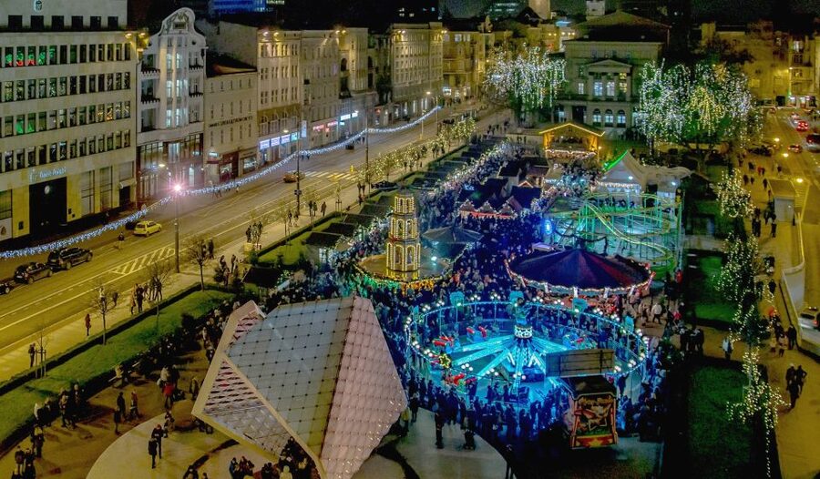 Poznan: Old Town, Srodka District, & Cathedral Private Tour - A four-hour route through Poznan’s many pasts
