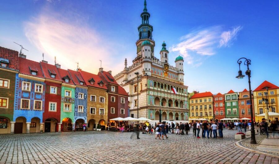 Poznan Private City Walking Tour from Cathedral Island - Timing, cancellation, and meeting advice