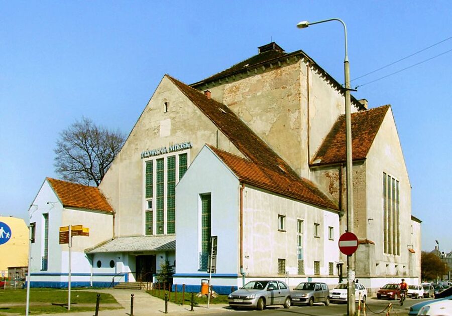 Poznan: Private Jewish Heritage Tour - The Square of the Righteous Among the Nations