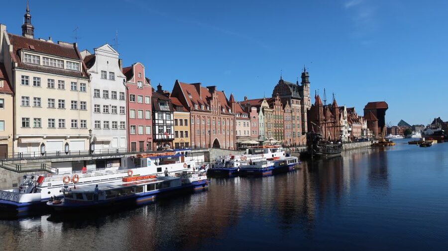 Private 3 City Tour - Gdansk, Sopot & Gdynia - Gdynia’s port views and public squares