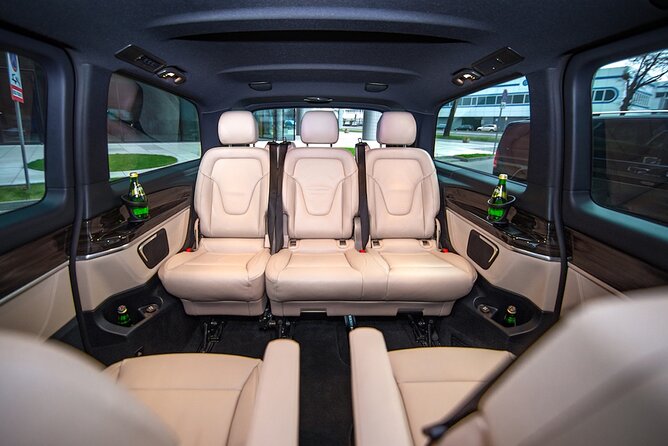 Private Round Trip Transfers from Gdansk Airport (GDN) to Gdansk - A calm first half-hour in Gdansk