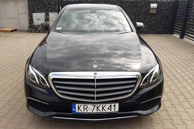 Private transfer: Krakow Airport - Krakow City - From Krakow Airport arrivals to your hotel door