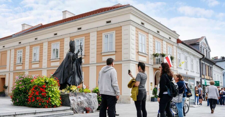 Private Trip to Wadowice: Home Town of John Paul II - Key points to know before you book
