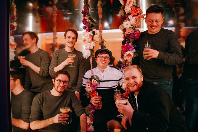 Pub Crawl + Unlimited Drinks + VIP entry + Drinking Games & Photographer - Who should book this Krakow pub crawl?