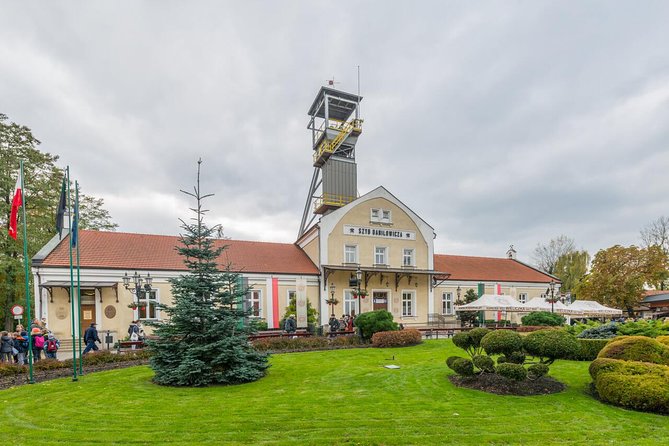Salt Mine Guided Tour from Krakow (hotel pick up) - Chambers, chapels, and salt-made sculpture