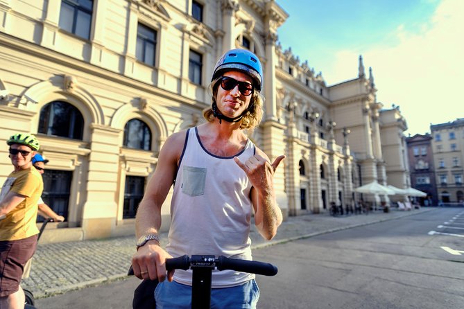Segway Tour Gdansk: Full Tour (Old Town + Shipyard) 3-Hour - What the $97 price includes