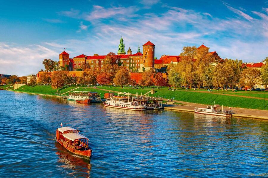 Skip-the-Line Wawel Castle Chambers Private Tour - Price, timing, and who gets the best value