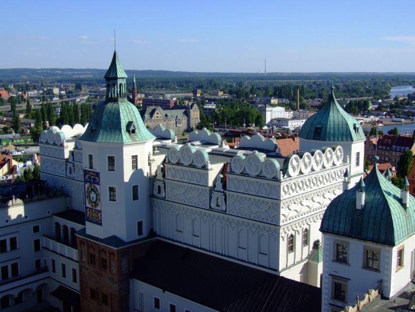 Szczecin Pomeranian Dukes’ Castle Exterior Private Tour - Inside the two courtyards of the Ducal Castle