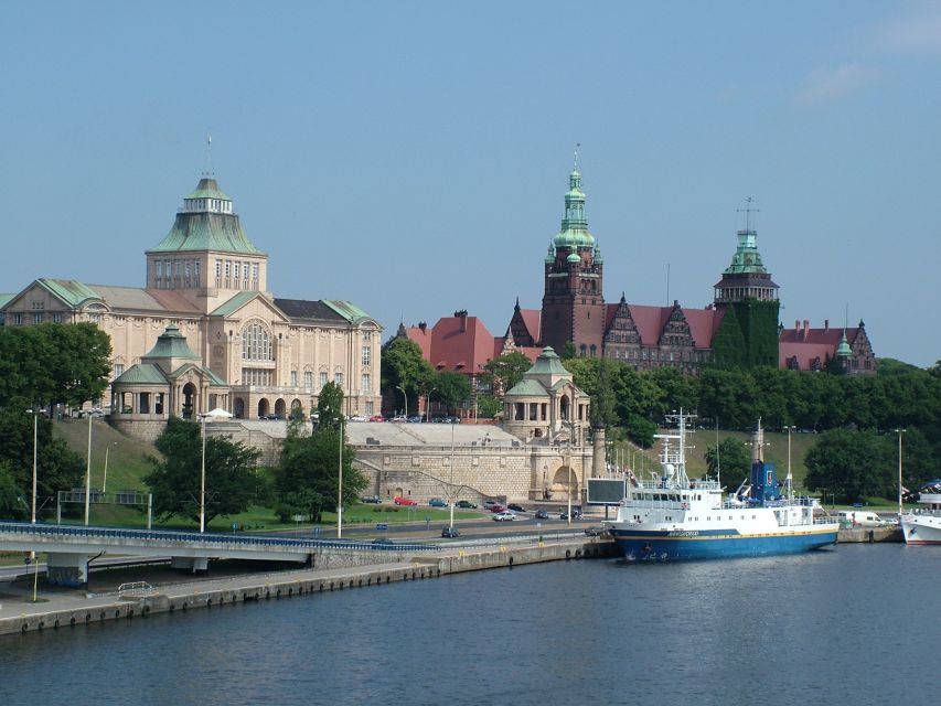 Szczecin Pomeranian Dukes’ Castle Exterior Private Tour - Starting at Harbour Gate and entering the Old Town
