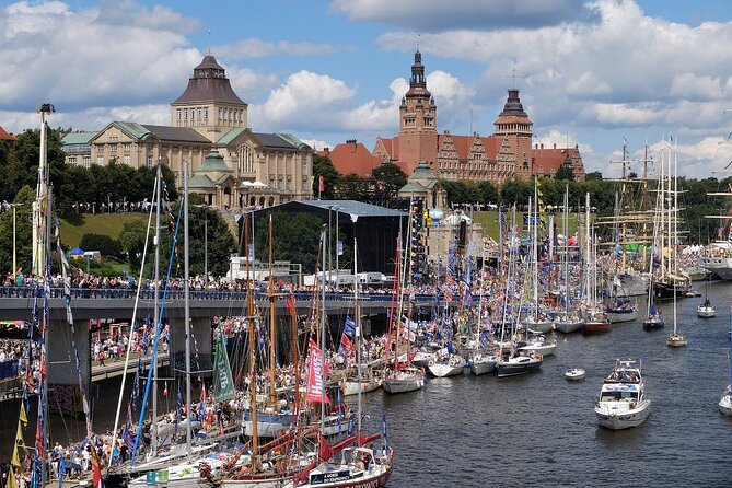 Szczecin Walking Tour: Explore Top Sights & Hidden Gems - The Karłowicz Philharmonic: a sharp modern beginning