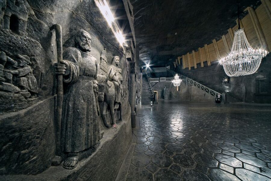 Unesco List; Wieliczka Salt Mine Half-Day Tour from Kraków - The first 380 steps into Wieliczka