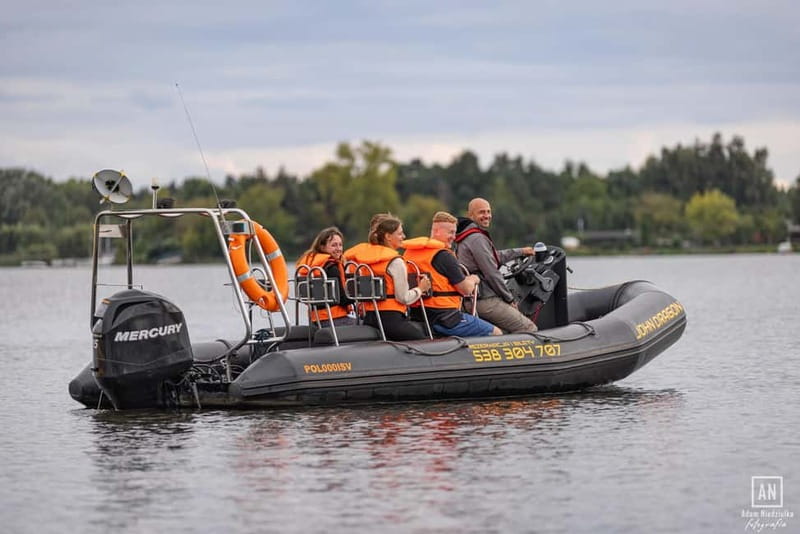 Warsaw: Adrenaline Ride on the Vistula River (Wisła) - Copernicus Science Centre and the riverside sights