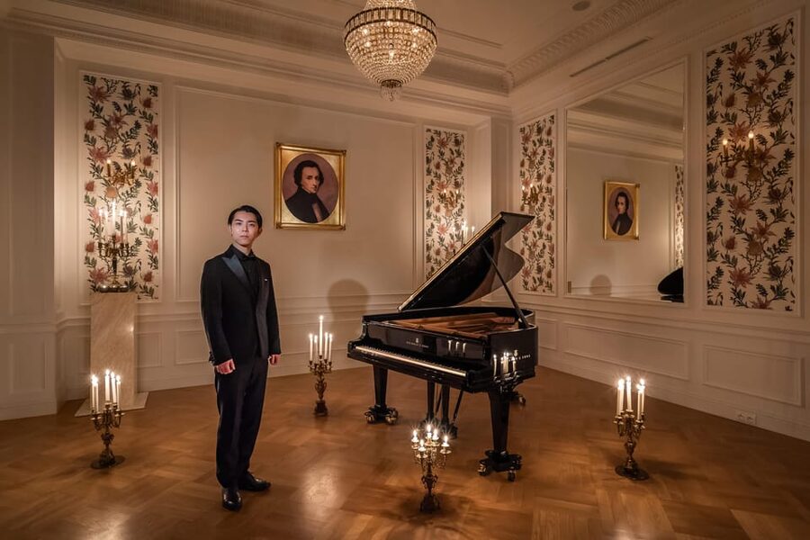 Warsaw: Candlelight Concert at Fryderyk Concert Hall - A candlelit hour in the heart of a Warsaw evening