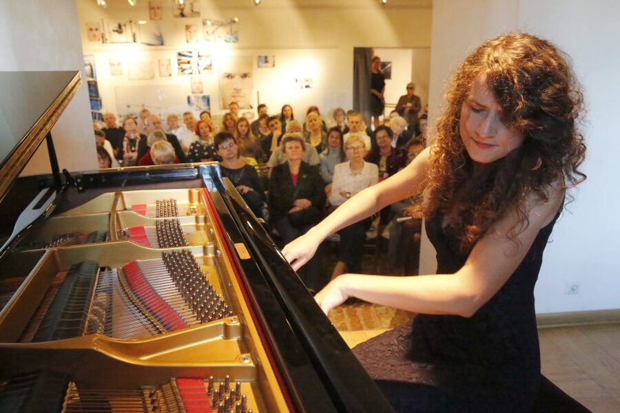 Warsaw: Chopin Concert in the Old Town - Why this small Chopin concert works