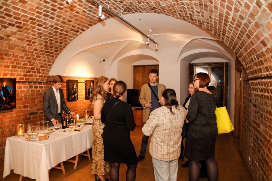 Warsaw: Chopin Concert in the Old Town - Mead, apple juice, and the short intermission