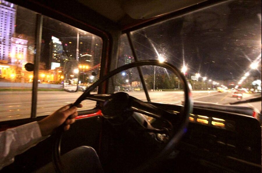 Warsaw: Evening History and Pubs Tour by Retro Minibus - Why the Żuk changes the feel of Warsaw sightseeing