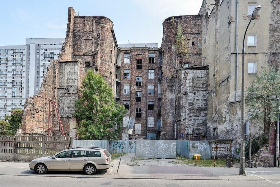 Warsaw: Ghetto, Jewish Cemetery & POLIN Museum Private Tour - Umschlagplatz and the final stage of deportation