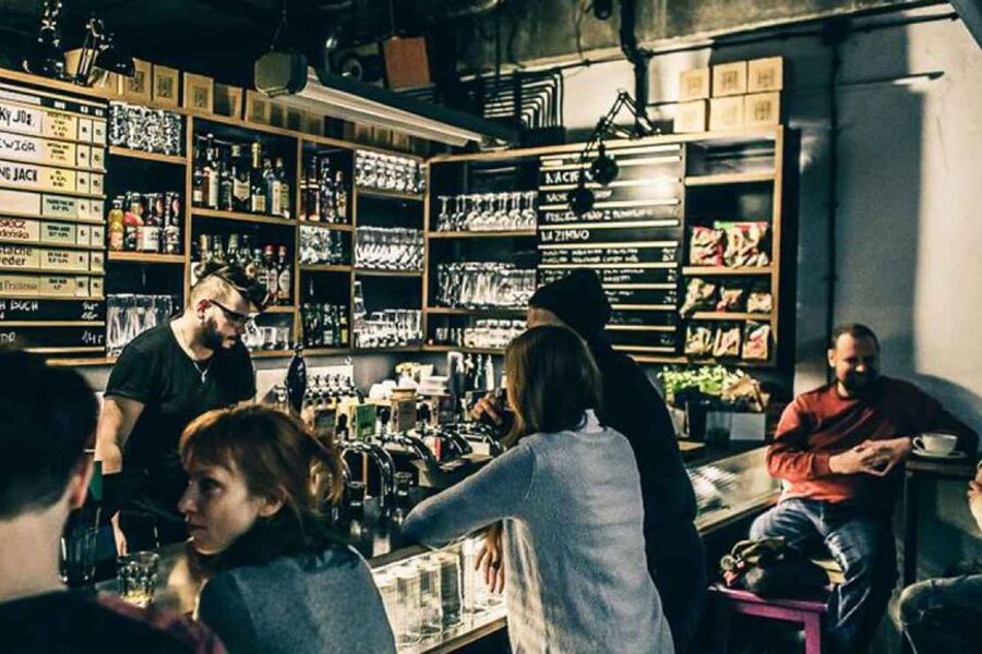Warsaw: Guided Craft Beer Tour - More than 10 beers, but not full pints