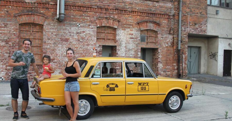 Warsaw: Historic Private Tour in Retro Fiat - Walking through the former Jewish ghetto