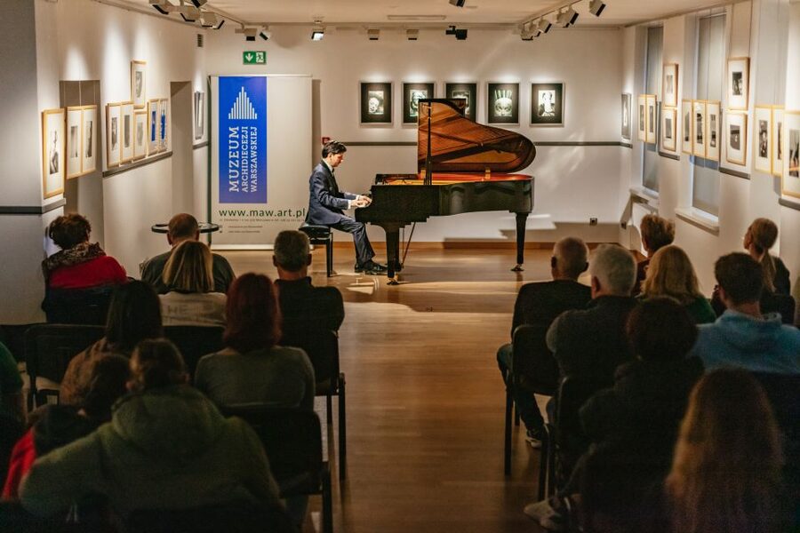 Warsaw: Live Chopin Piano Concert - Key points at a glance