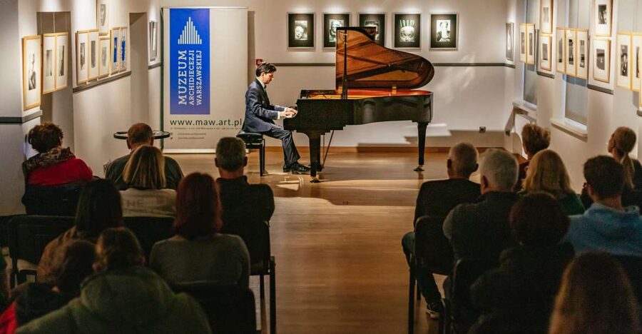 Warsaw: Live Chopin Piano Concert - What the 55-minute concert feels like